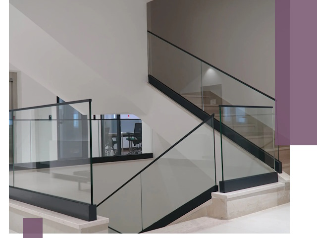 Стеклянные перила премиум-класса с установкой в Торжке