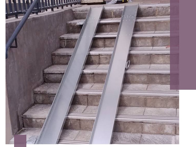 Демонтаж откидных пандусов профессионально в Торжке