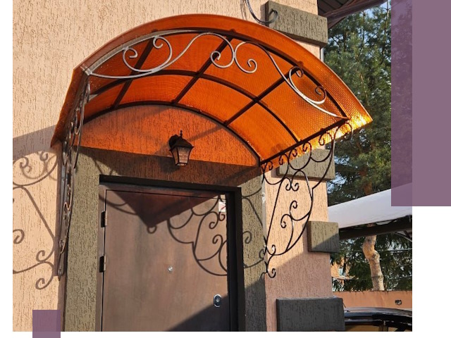 Демонтаж козырьков в Торжке быстро и безопасно