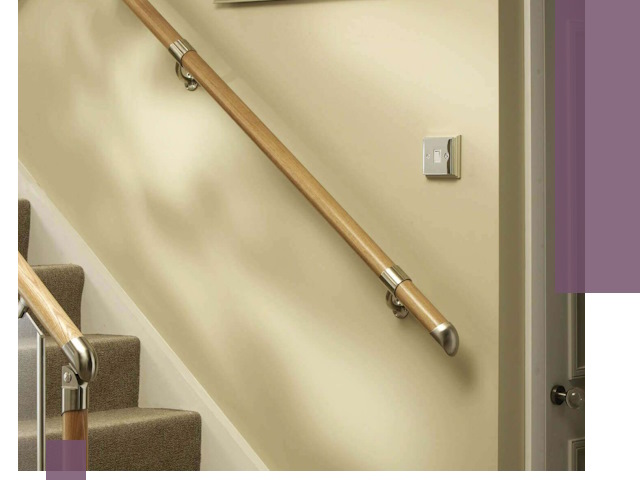 Монтаж пристенных поручней профессионально в Торжке